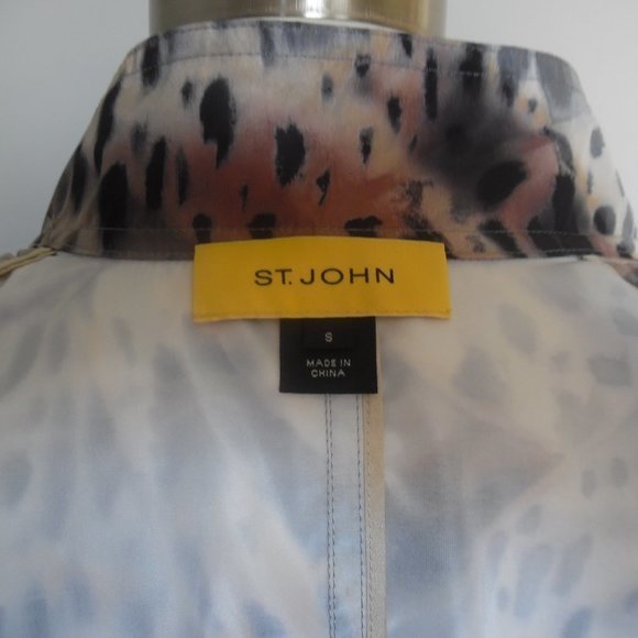 St. John Lightweight Cheetah Animal Print Wind Light Jacket Windbreaker - Picture 8 of 9